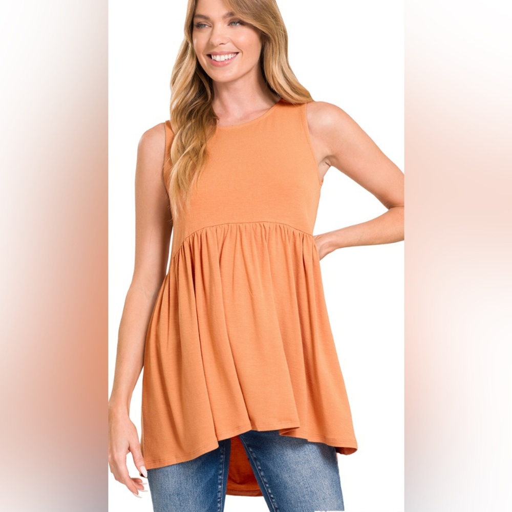 Top Sleeveless
EmpireWaist 
ButterOrange
P-P 20”
Hi-Lo Hem
27”F
32 1/2”Back
NWOT